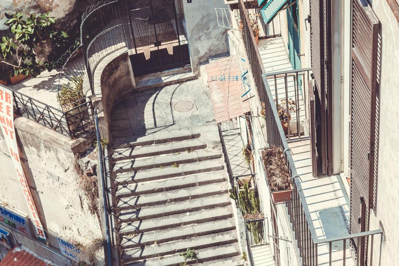 La Terrazza Di Roberta Apartment Napoli Exterior foto